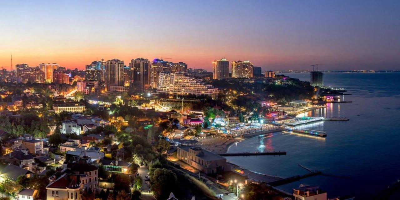 Аркадия Студия С Балконом Частичный Вид Моря Первая Линия От Моря Odesa Exterior photo